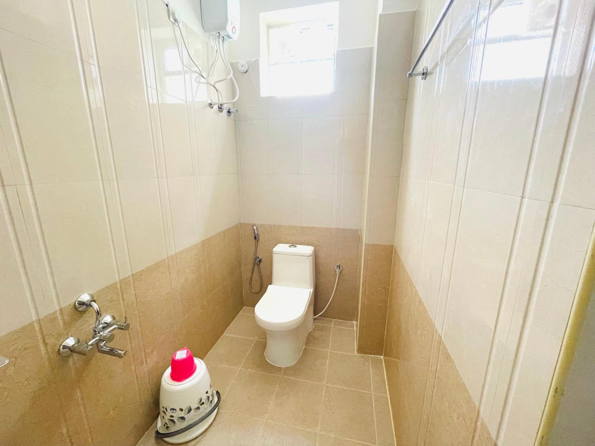 Pearl Stays, Tirupati - Very Convenient For The People Coming From Bangalore And Chennai - You Can Skip City Traffic While Reaching Any Temple In Tirupati - Covered Parking - 24Hrs Front Desk And Hot Water - Free Wifi - Flexible Checkin-In Check-Out Екстериор снимка
